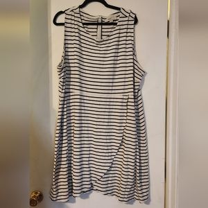 Black and White Striped LOFT dress size 26